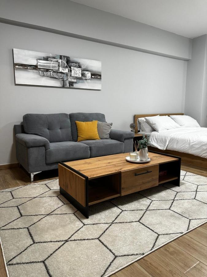 Jp Luxury Apartment In Citycenter Xanthi Exterior photo